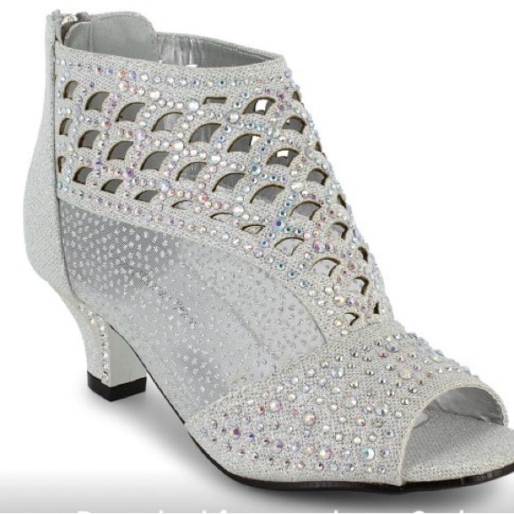 Silver Rhinestone Low Heels Booties 6.5 oversized fits size 7-7.5